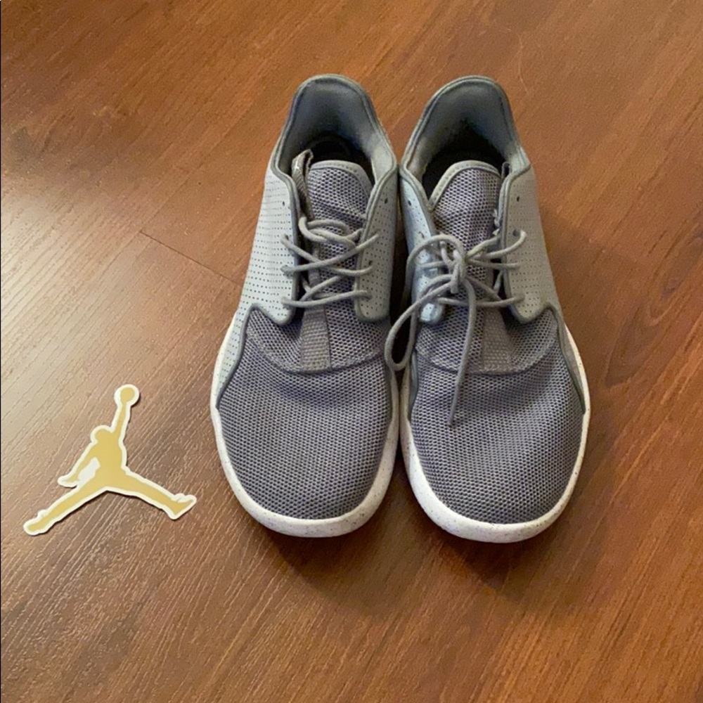 Jordan Shoe Eclipse - image 2